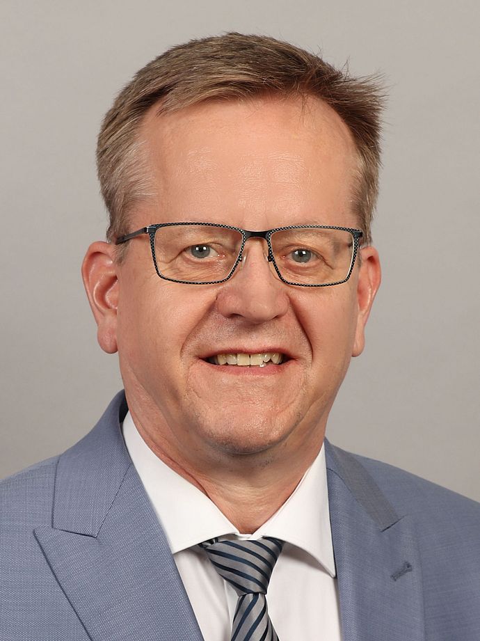Prim. Priv.-Doz. Dr. Seifert-Held Thomas, MBA